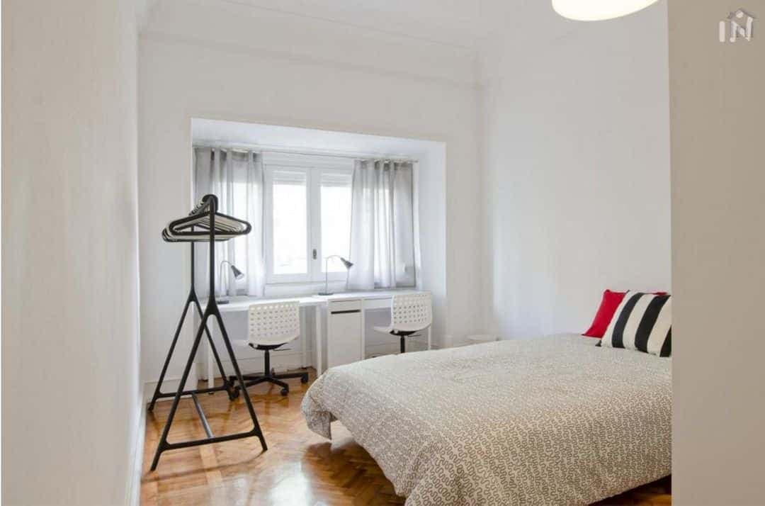 Comfortable double bedroom in Alameda - Room 3 photo 1