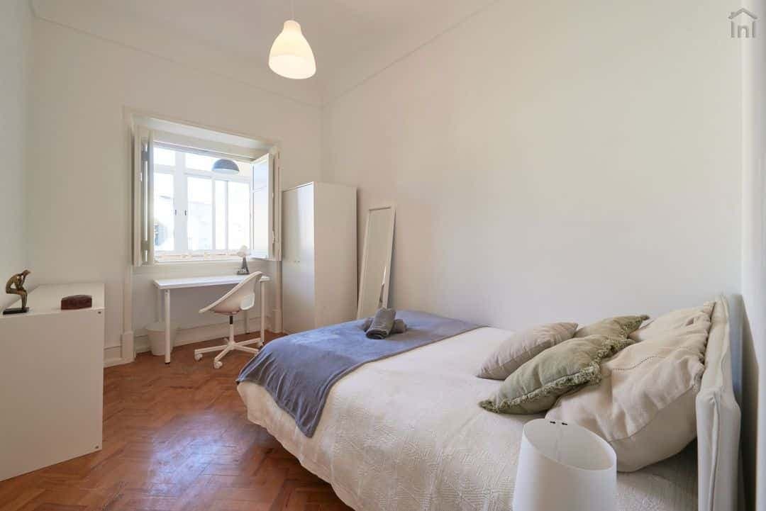 Comfortable double bedroom in Alameda - Room 11 photo 1