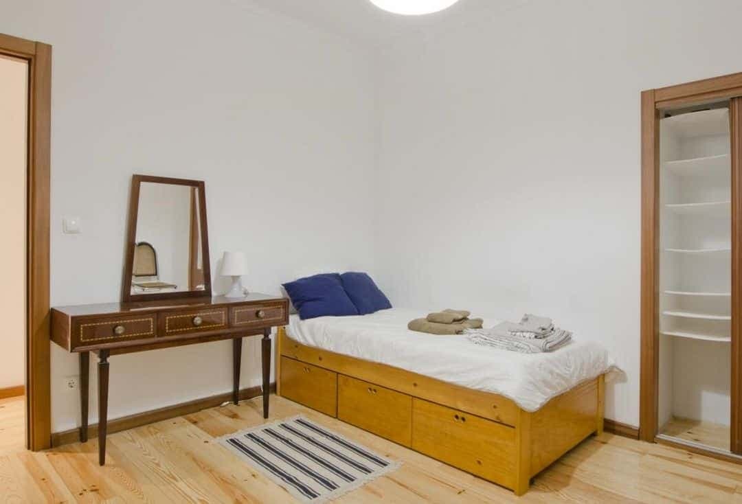 Cozy single bedroom in Praça de Espanha - Room 3 photo 1