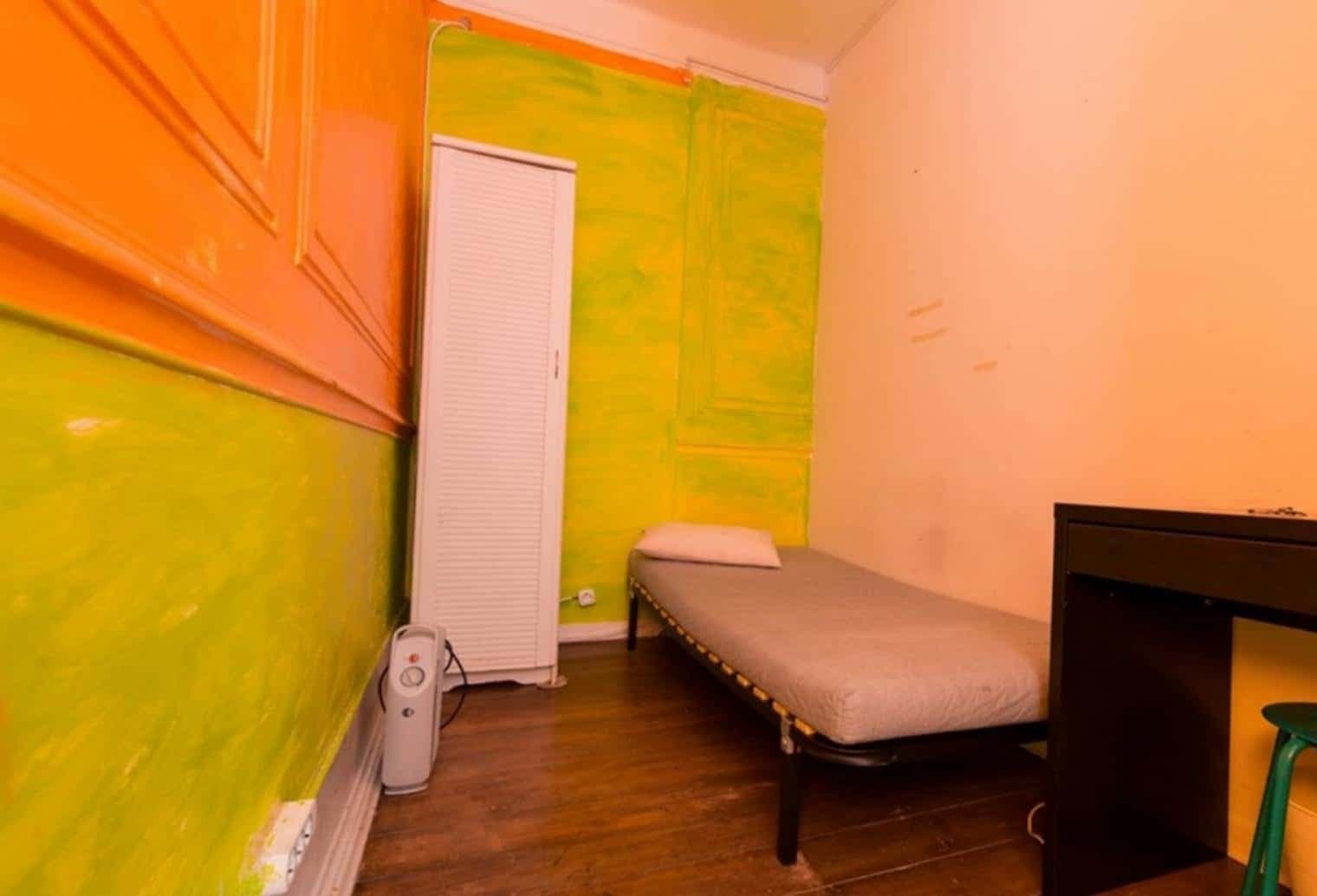 Quarto com cama de solteiro em apartamento com 8 quartos - FLAT 5D - SALDANHA 56D photo 1