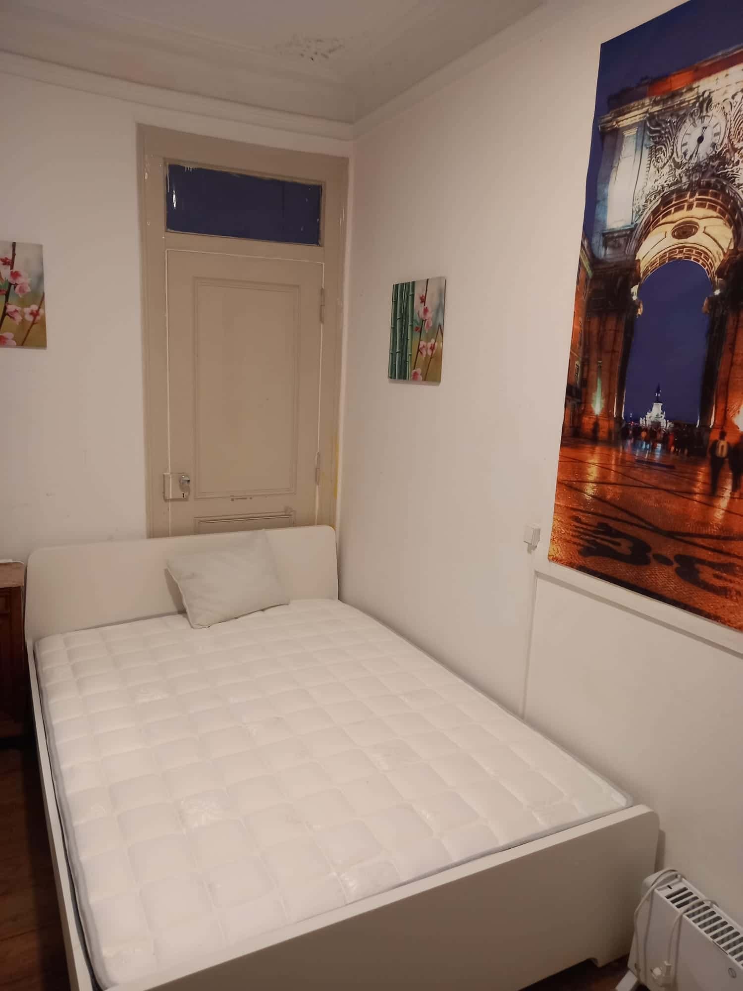 Quarto com cama de casal, com varanda, em apartamento com 8 quartos - FLAT 5D - SALDANHA 52D photo 1