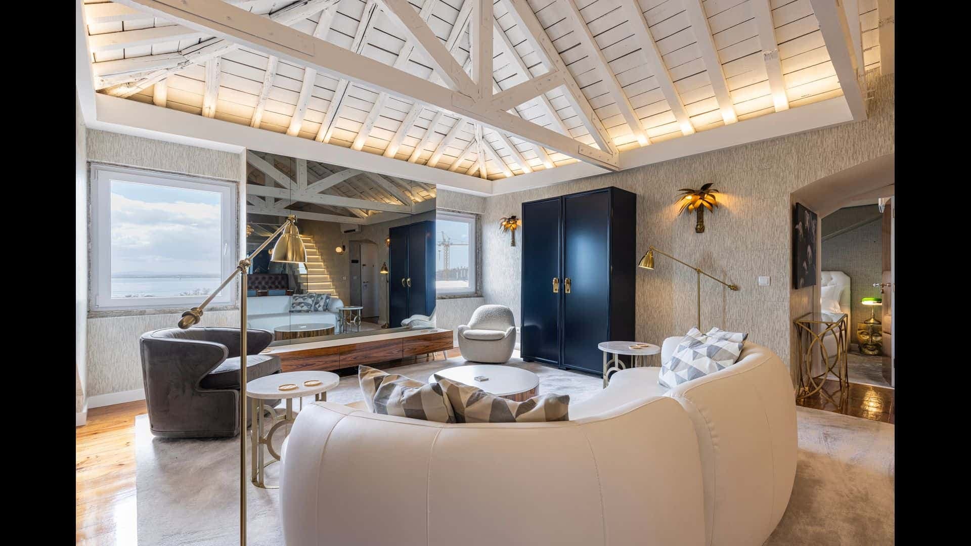 Luxury Duplex W/ River View photo 1