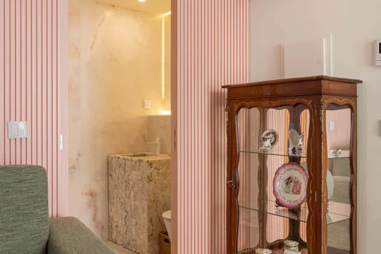 Modern apt near Rossio Square photo 1