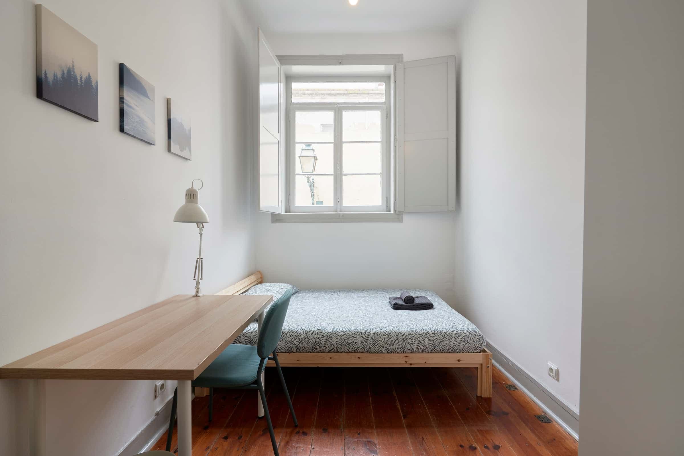 Cosy Bedroom in a 4-bedroom apartment - Room 1 photo 1