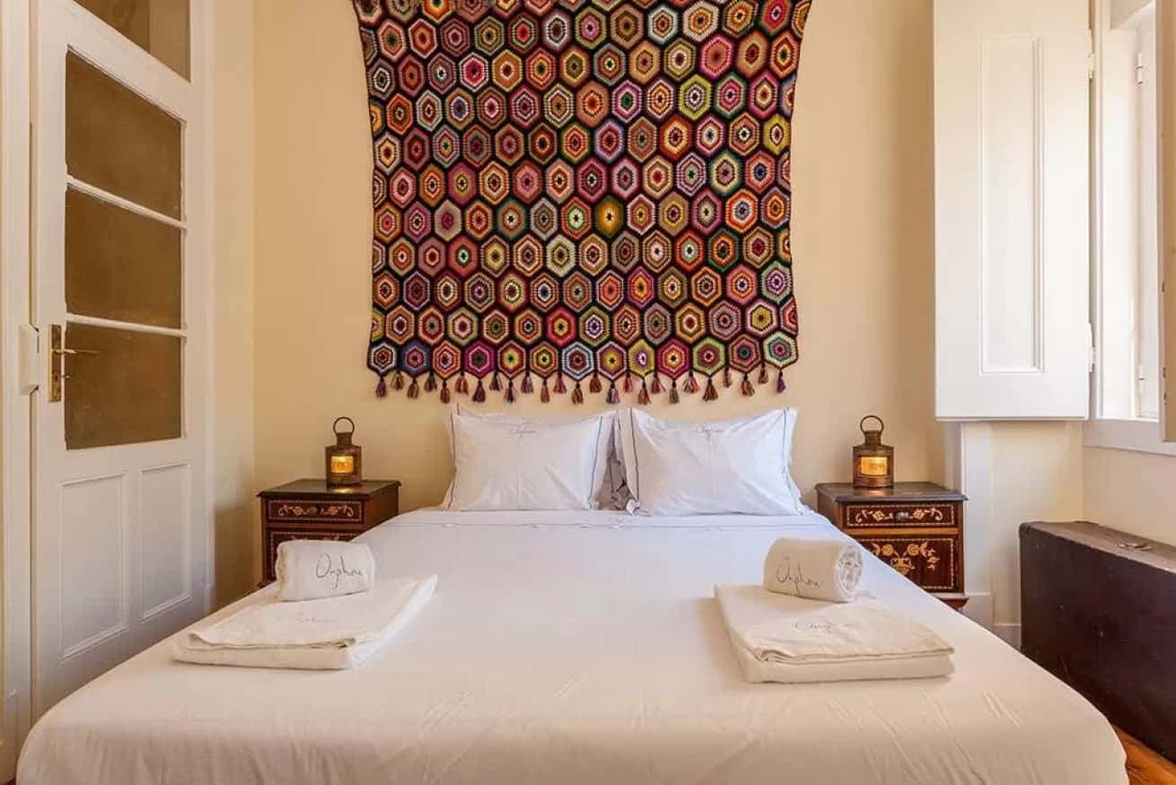 Lovely 3BR Apt w/ workspace, nearby Botanical Garden of Lisbon photo 1