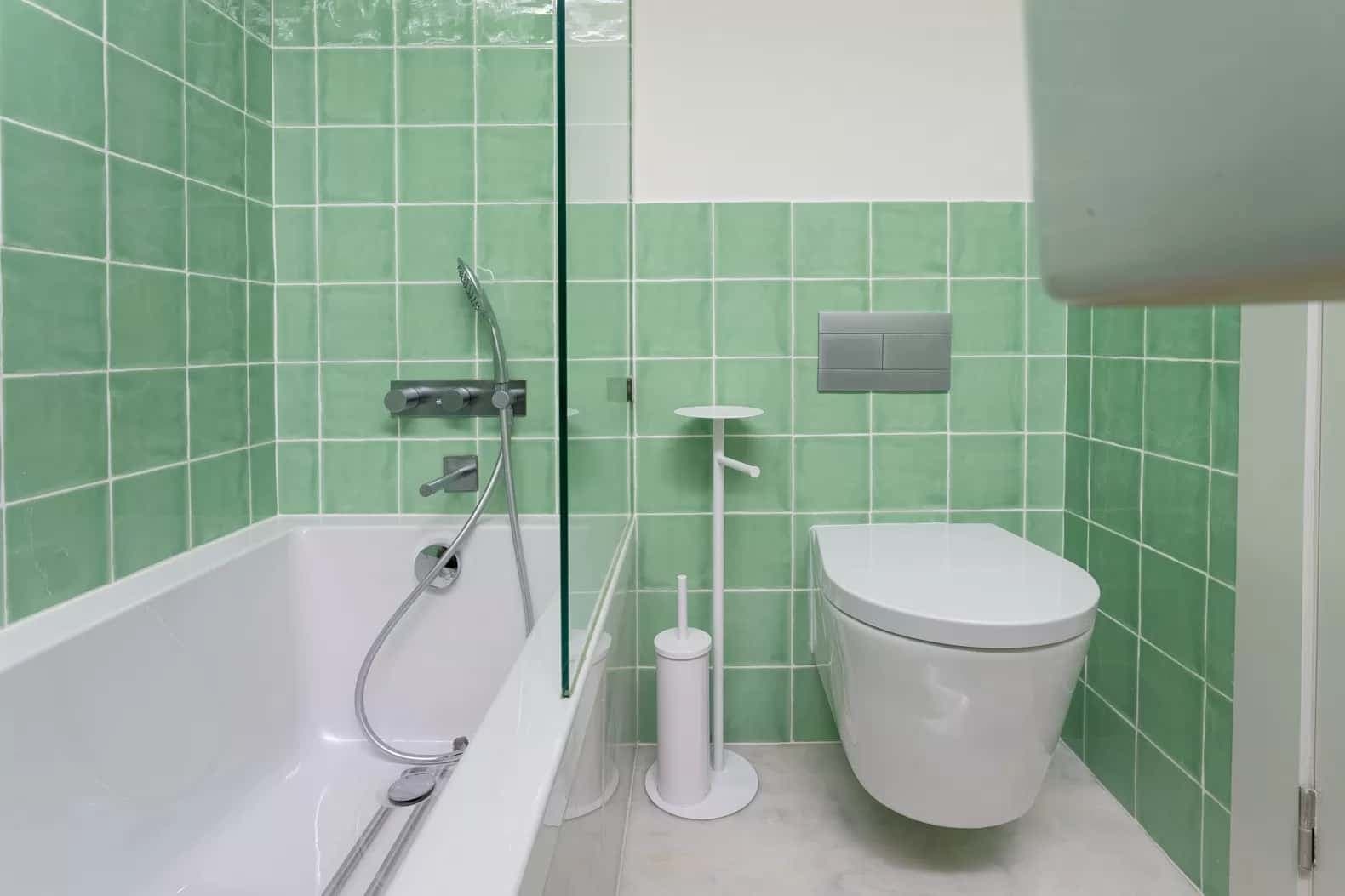 Energetic 2BR Apt w/workspace, by the Santa Justa Lift, in Baixa photo 1