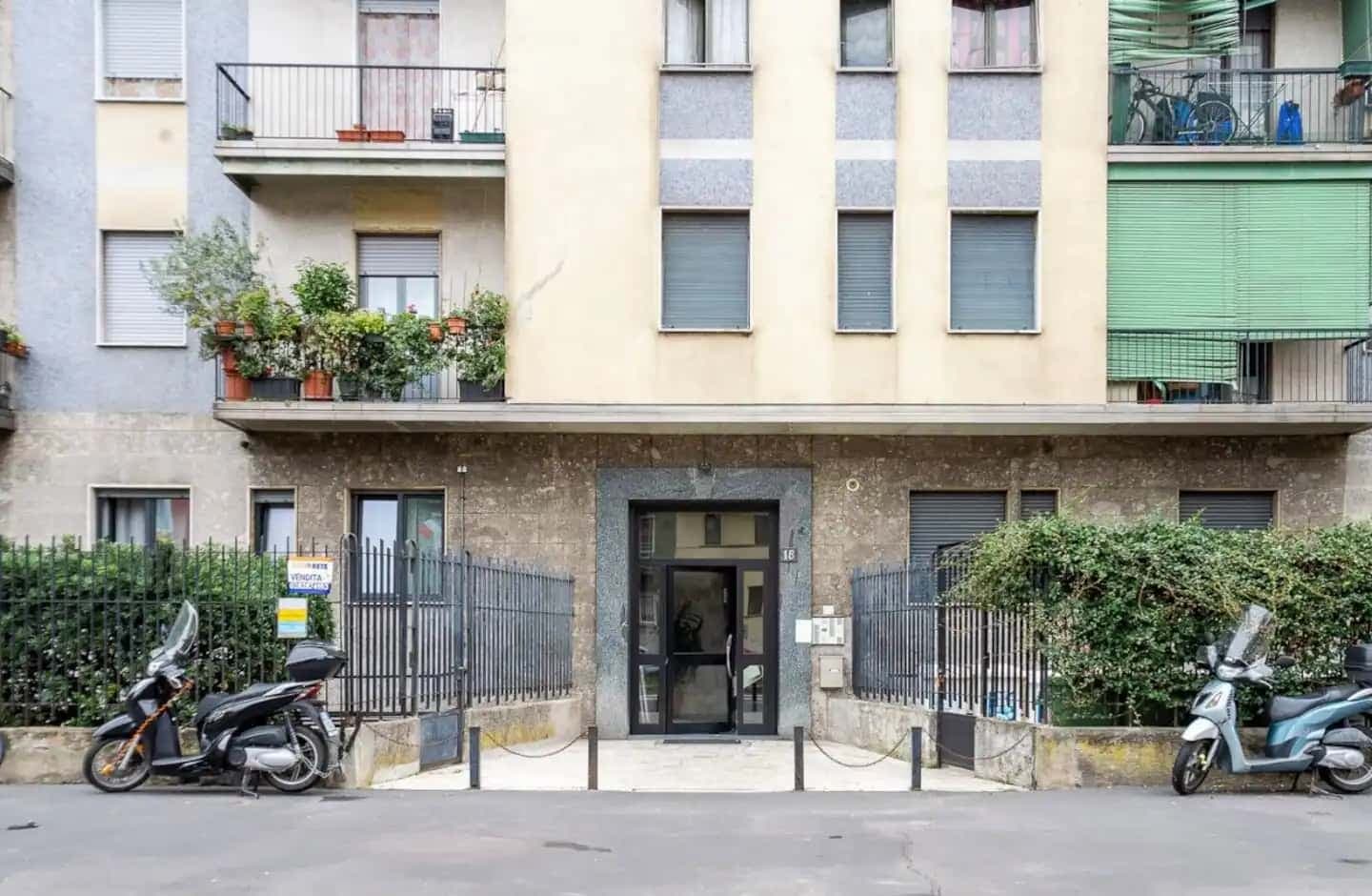 Property photo thumbnail