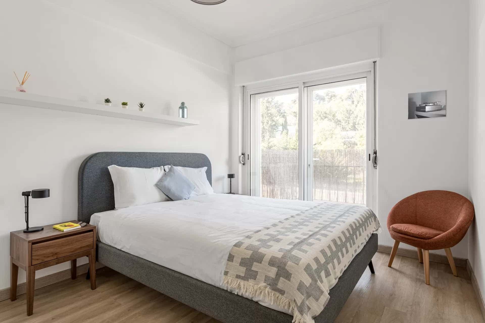 Striking flat in Benfica photo 1