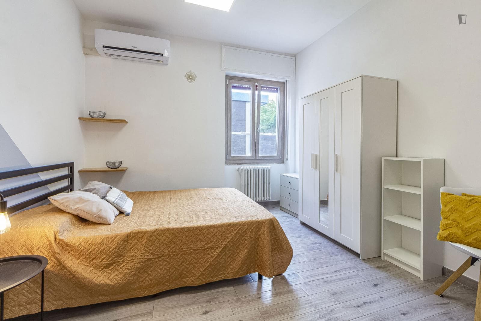 Double Ensuite Bedroom close to Vanni Stadium photo 1