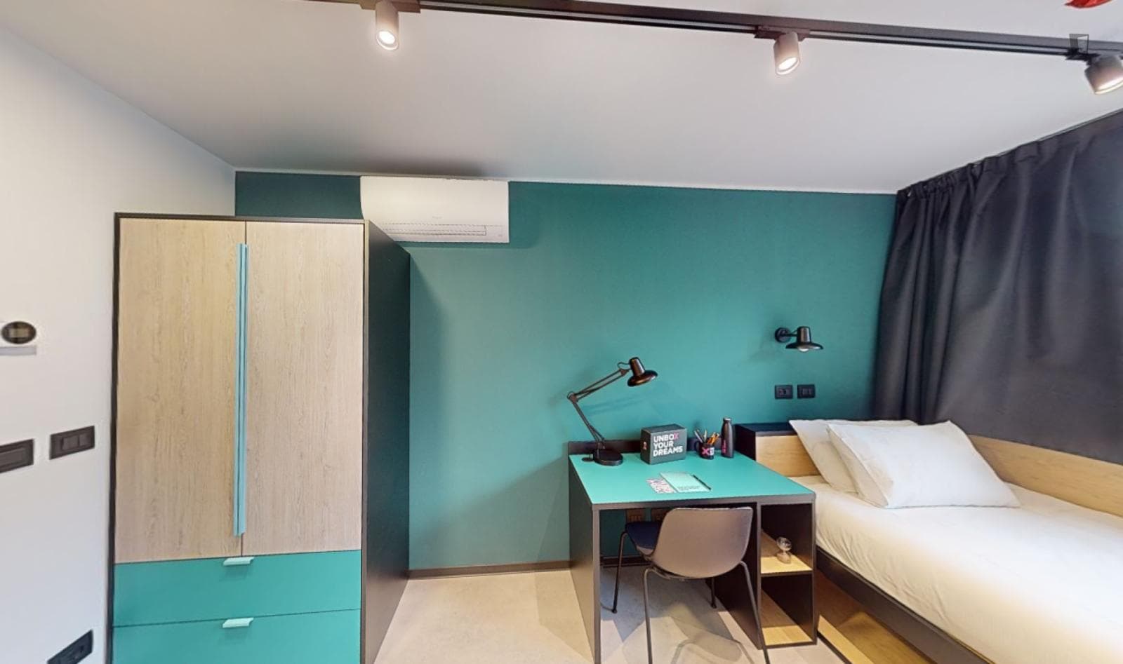 Property photo thumbnail