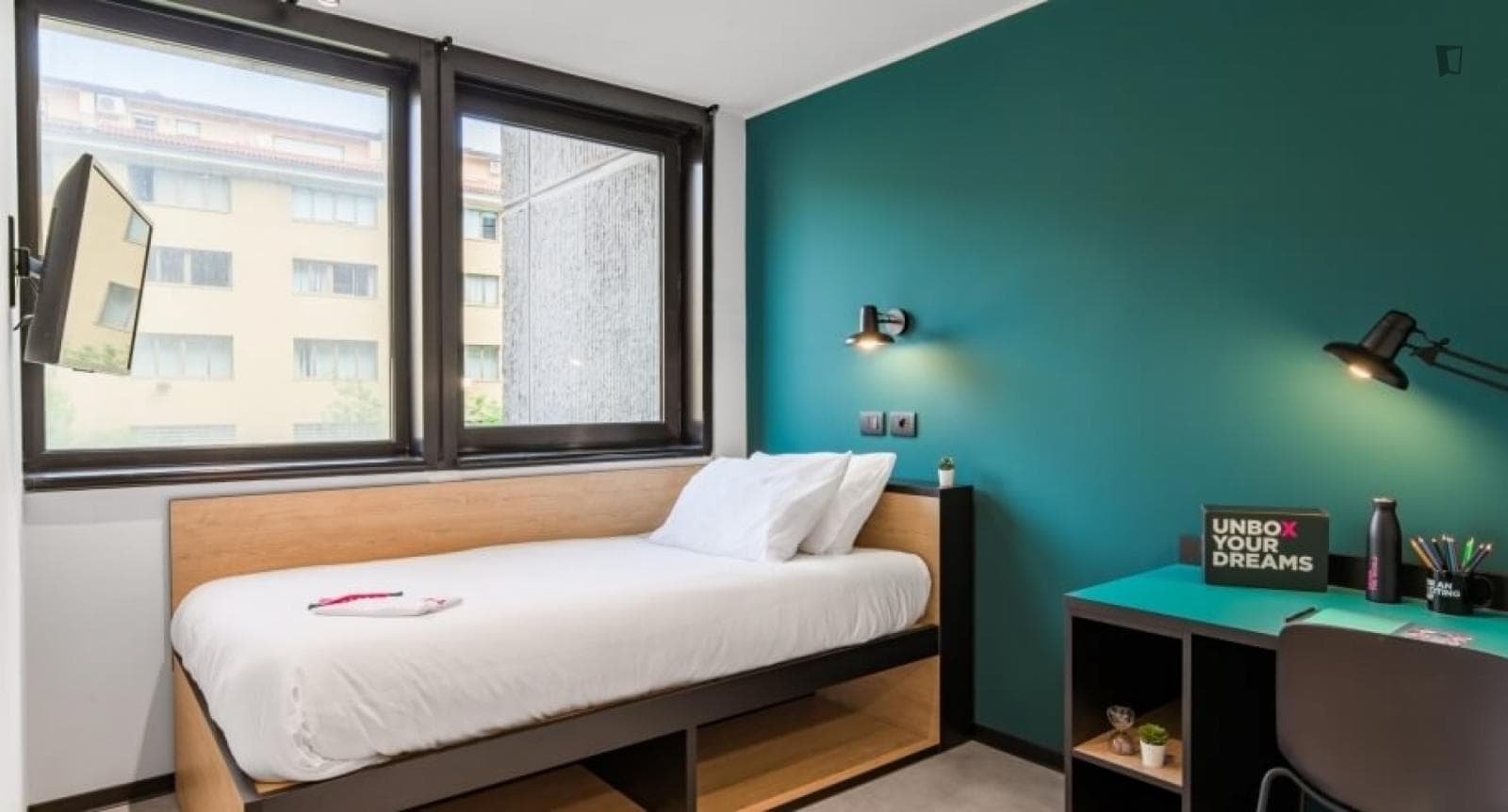 Property photo thumbnail