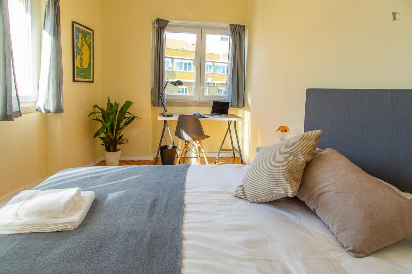 Property photo thumbnail