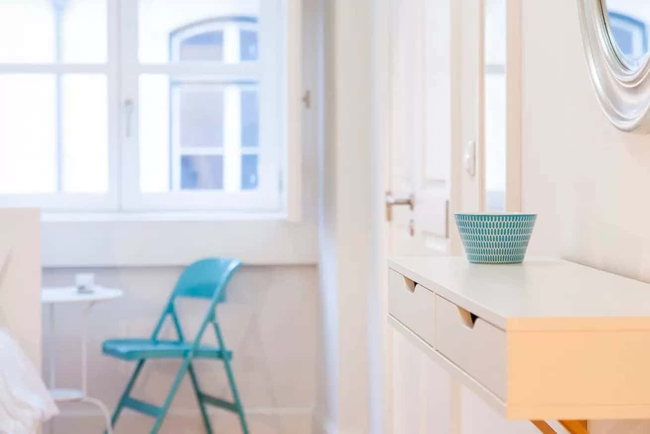 Cosy 2BR flat  w/workspace&terrace in Baixa, moments from the Cathedral photo 1