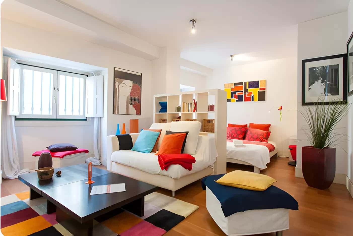Color-block studio w/workspace &free parking at the heart of Santa Catarina photo 1