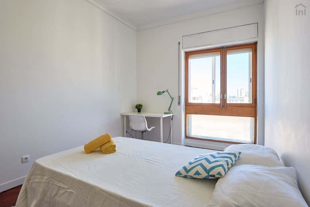 Bright double bedroom in Saldanha - Room 5 photo 1
