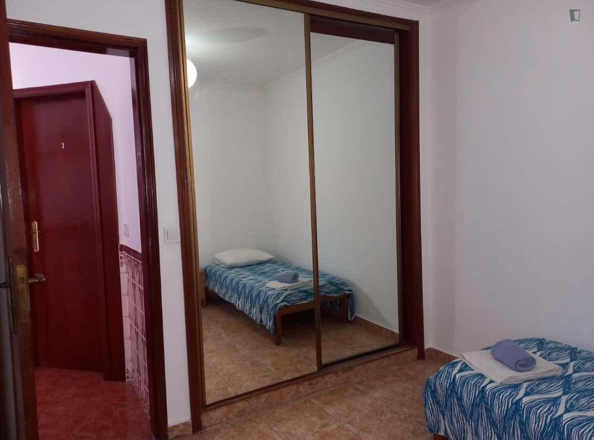 Single Room in Ajuda, Lisbon (Room 3) photo 1