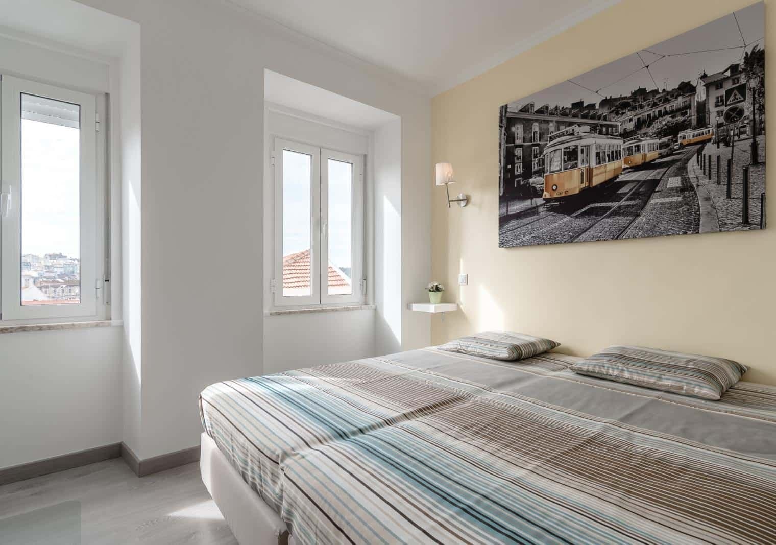 Quarto com várias camas em apartamento com 3 quartos - Flat Campolide 2 - Campolide 22 photo 1