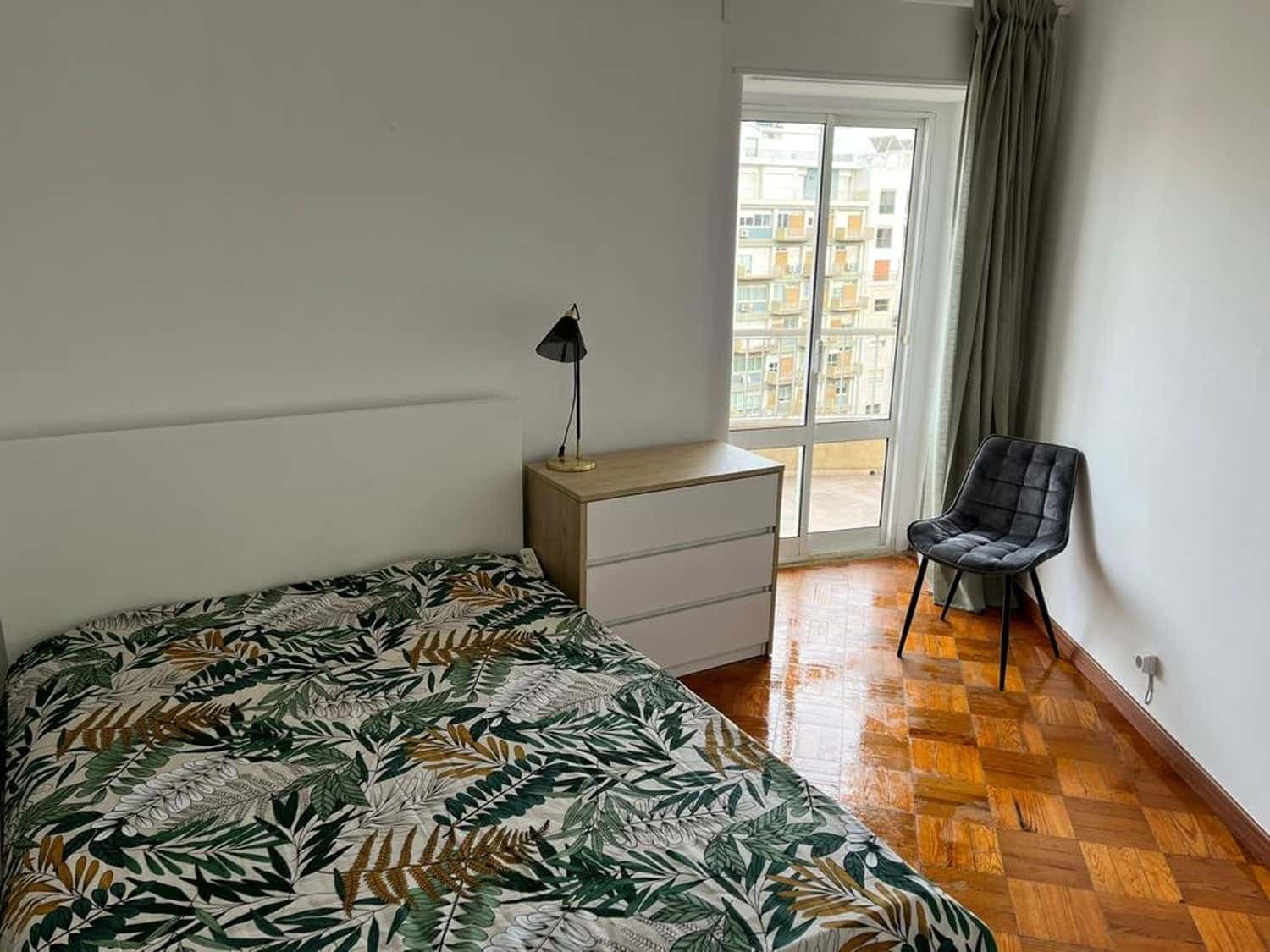 Room 2 - 32. Republica 47 8D photo 1