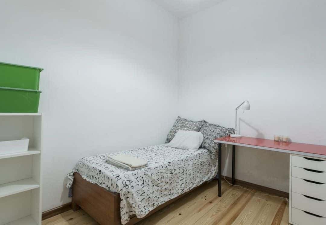 Cozy single bedroom in Praça de Espanha - Room 5 photo 1