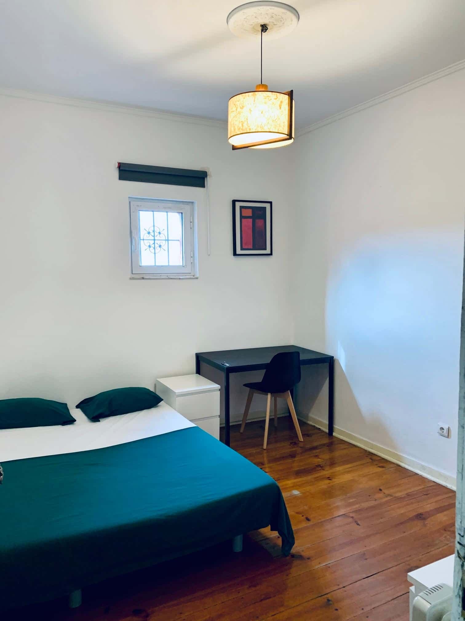 Quarto com cama de solteiro em apartamento com 5 quartos - FLAT P - P3 photo 1