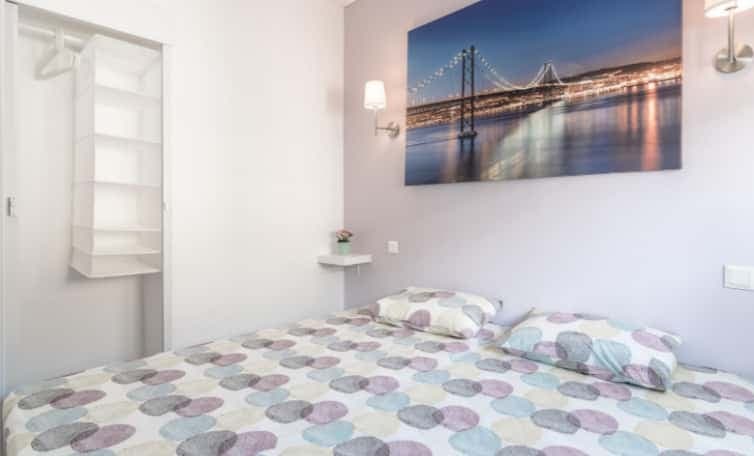 Quarto com cama de casal em apartamento de 2 quartos - Flat Campolide - Campolide 11 photo 1