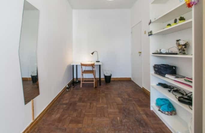 Quarto com cama de casal em apartamento com 6 quartos - FLAT BP - BP105 photo 1
