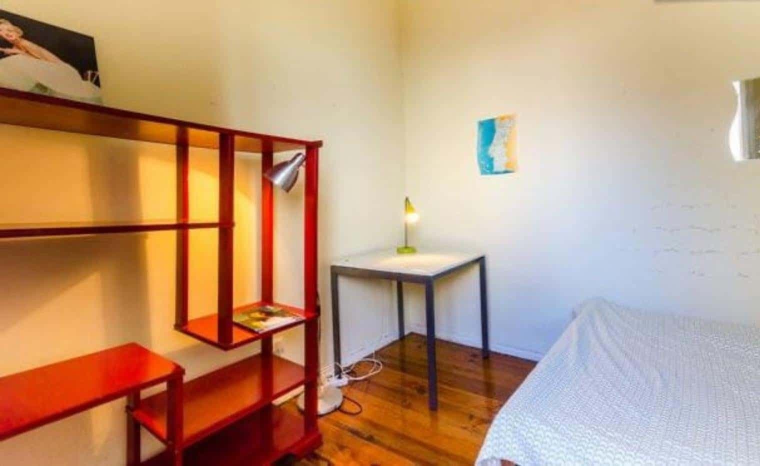 Quarto com cama de casal em apartamento com 5 quartos - FLAT SM - SM05 photo 1