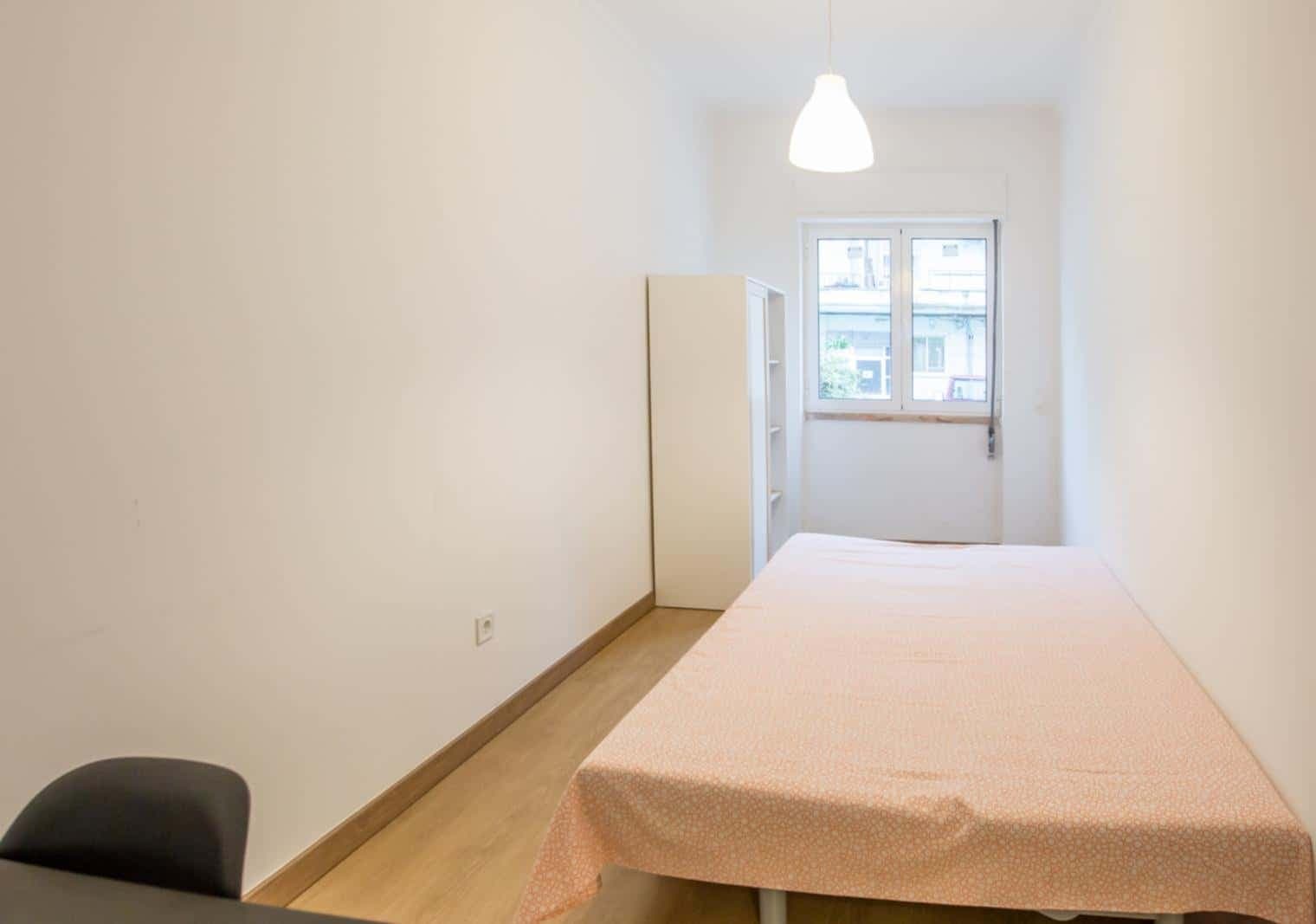 Quarto com cama de casal em apartamento com 3 quartos - FLAT Q - Q3 photo 1