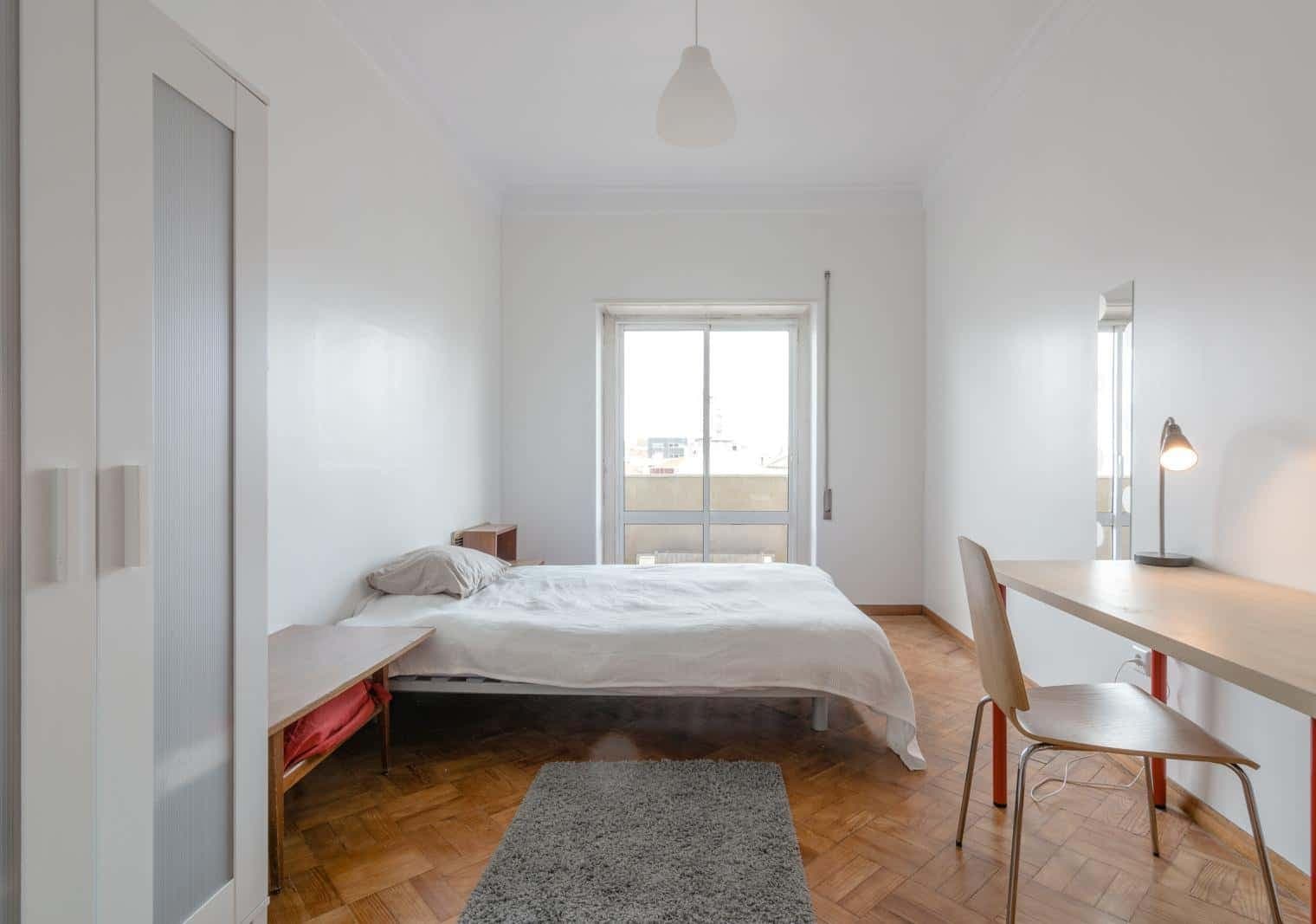 Quarto com cama de solteiro, com varanda, em apartamento com 7 quartos - FLAT REP - REP 1 photo 1