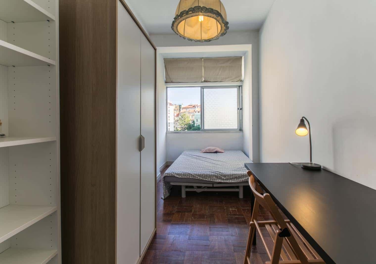 Quarto com cama de casal em apartamento com 6 quartos - FLAT BP - BP112 photo 1