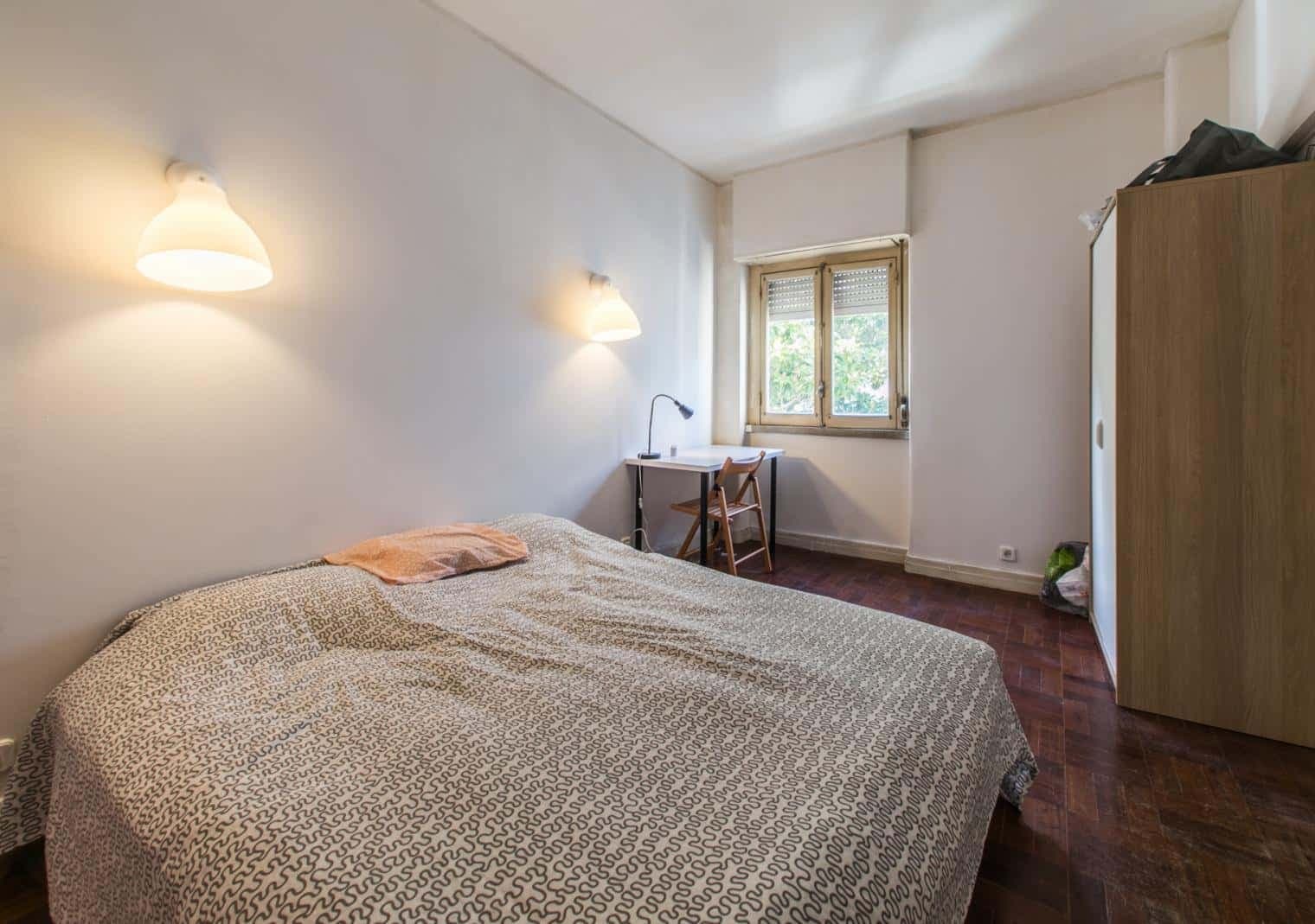 Quarto com cama de casal em apartamento com 6 quartos - FLAT BP - BP108 photo 1