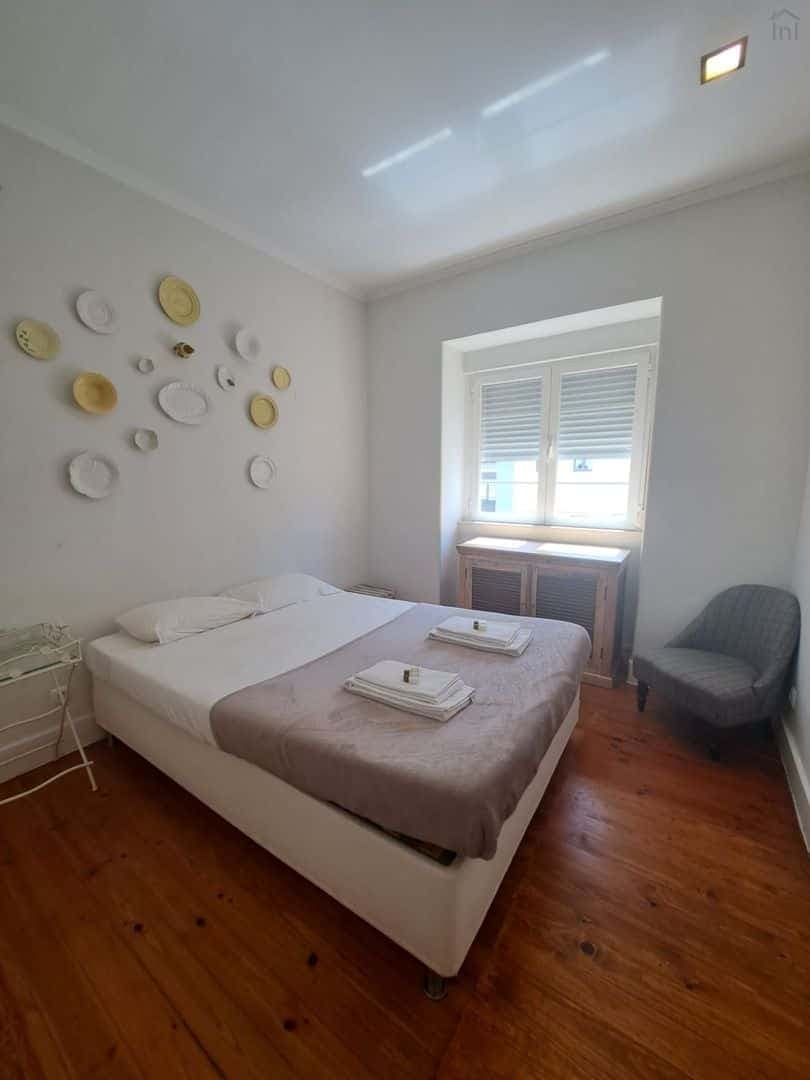 Cosy bedroom in a 4-bedroom apartment in Rua Lucinda Simões - Room 3 photo 1