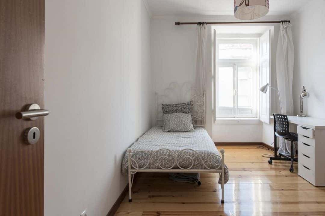 Comfortable single bedroom in Praça de Espanha - Room 2 photo 1