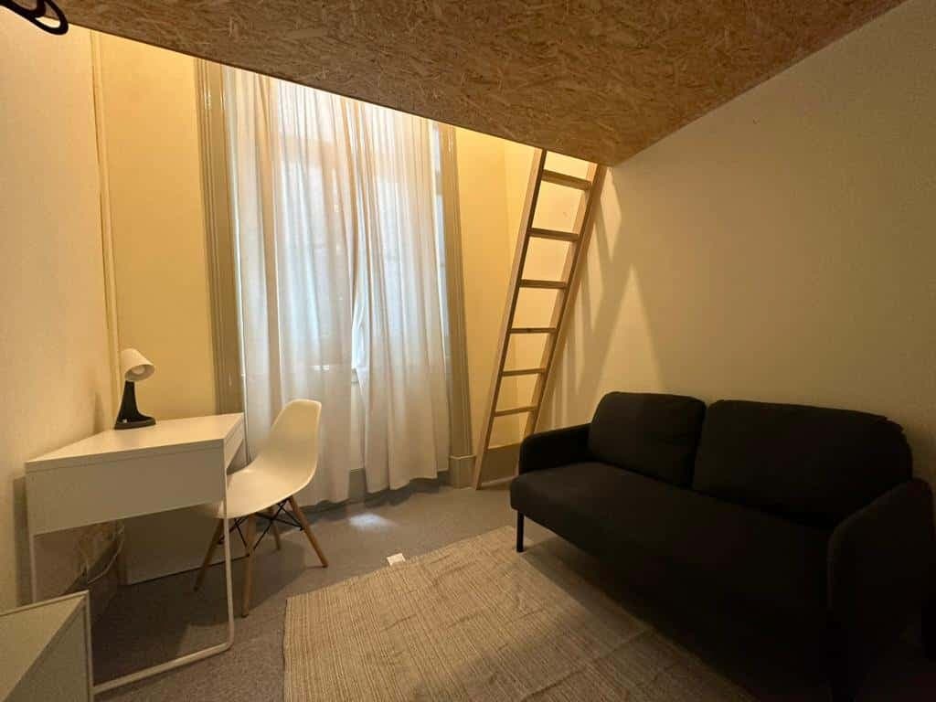 Cozy room in Rua Braamcamp,R8 photo 1