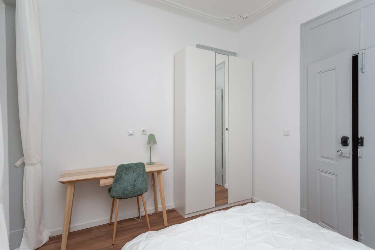 Room 2 - 151. Carrião 23 1 photo 1