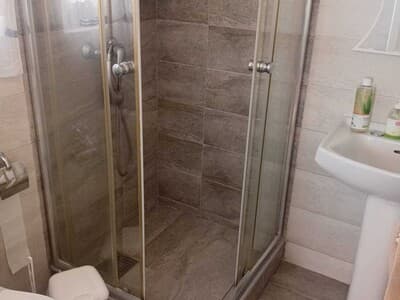 Pembroke seafront comfy apartment photo 1
