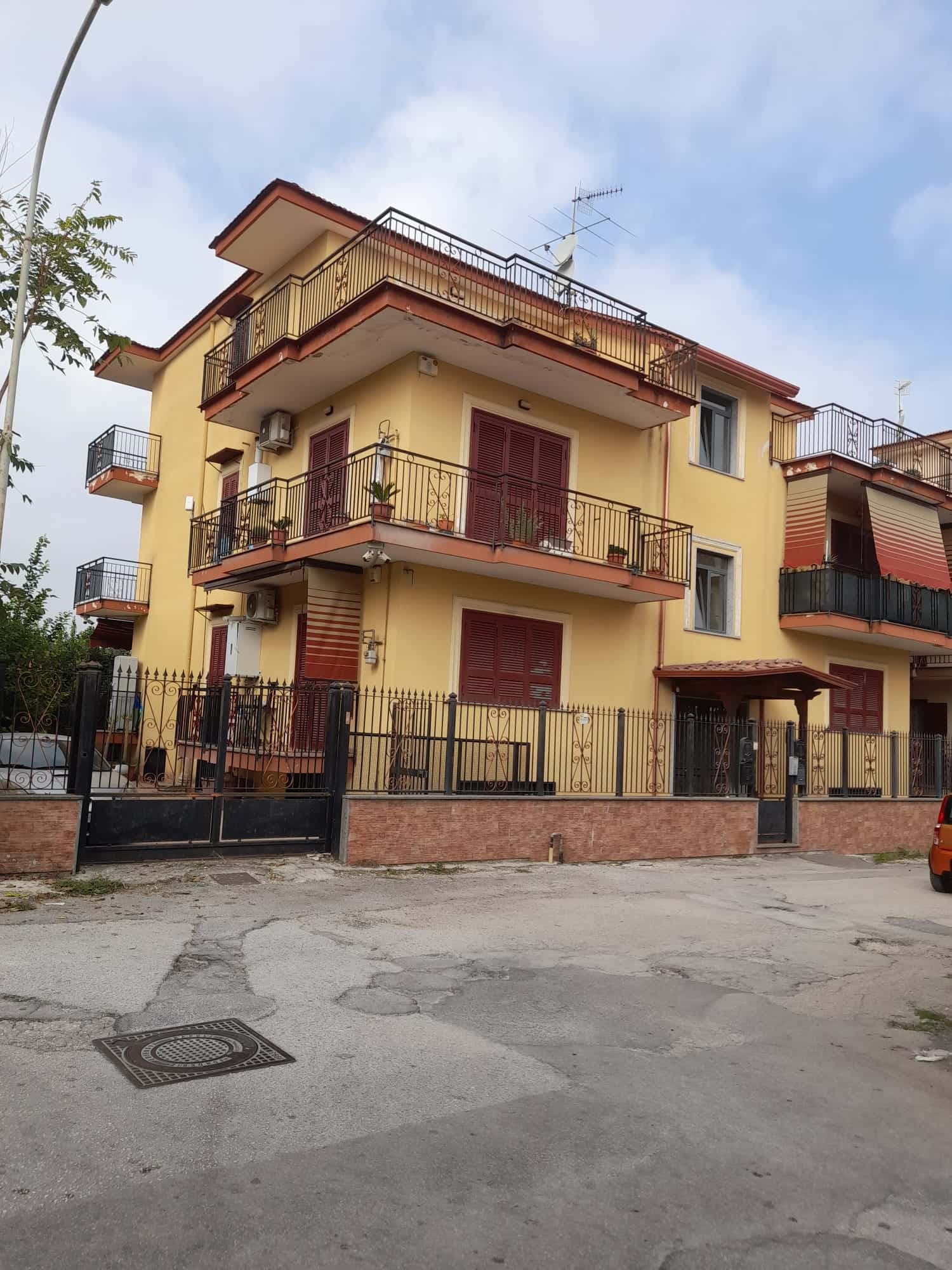Property photo thumbnail