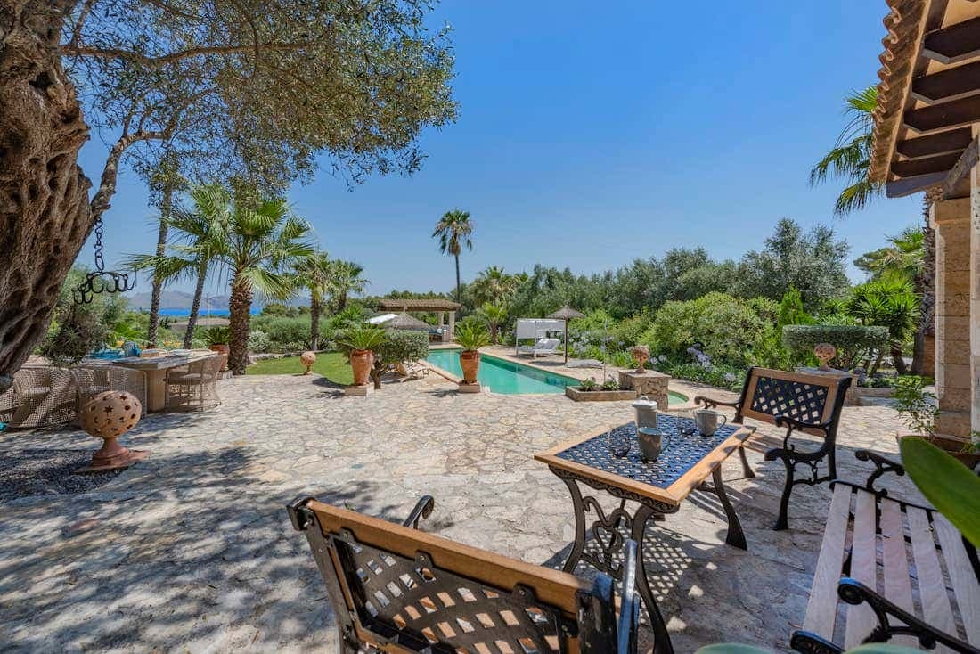 Property photo thumbnail