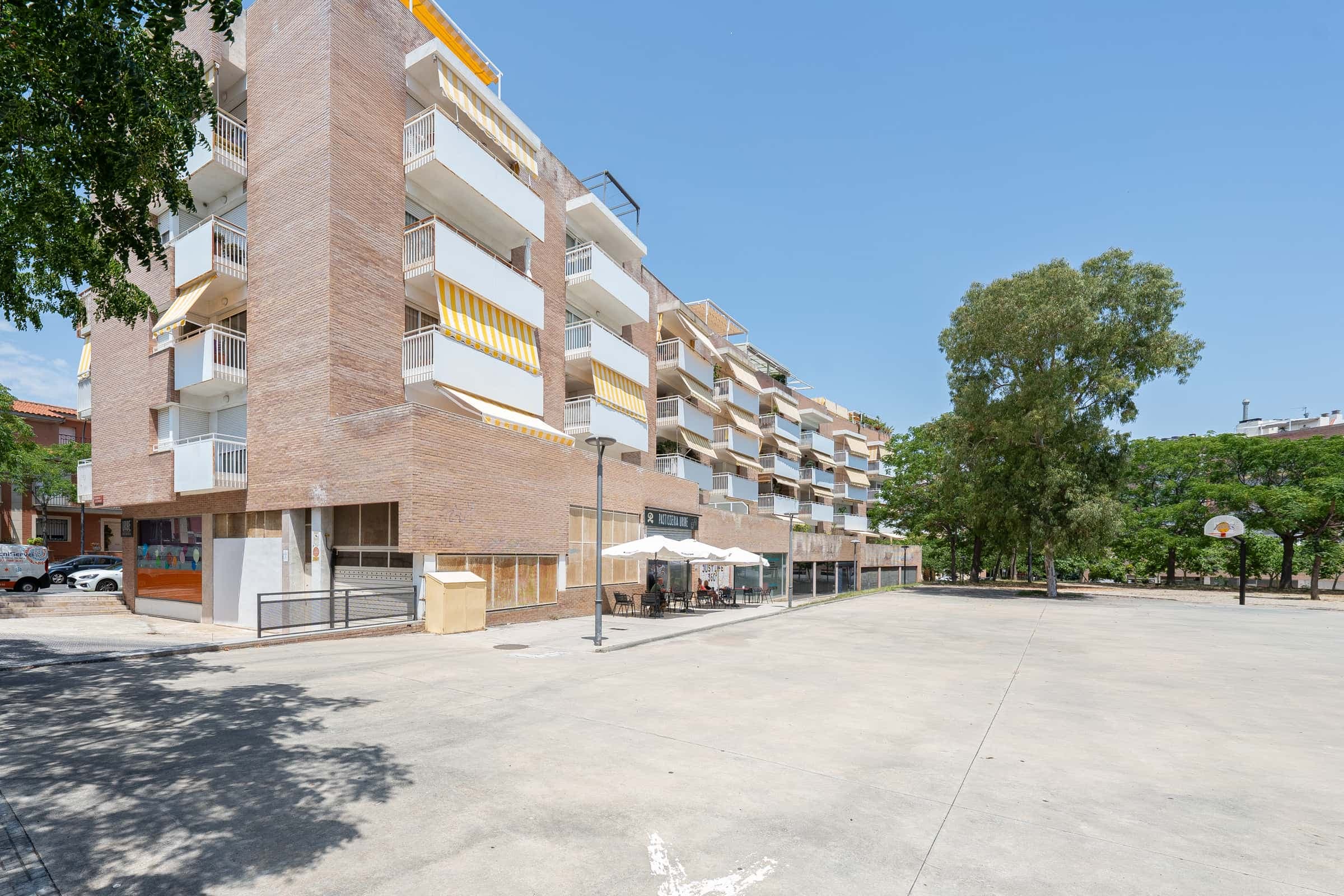 Property photo thumbnail