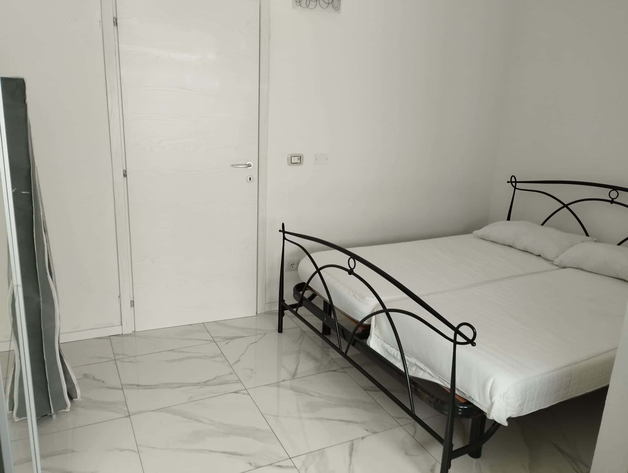 Casa Indipendente in Via Massimo D'Azeglio 4, Desenzano del Garda (BS) photo 1