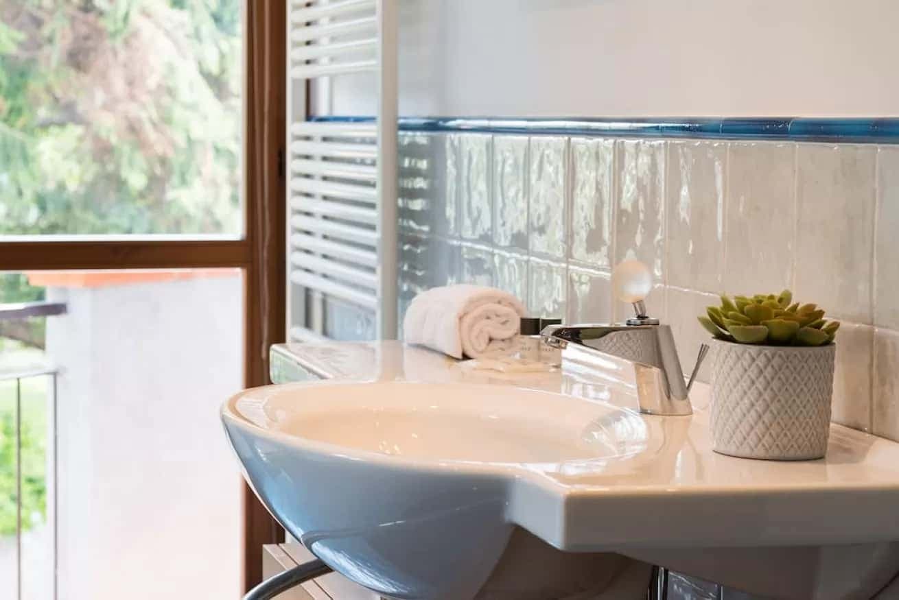 Apartment in Via per la Svizzera photo 1