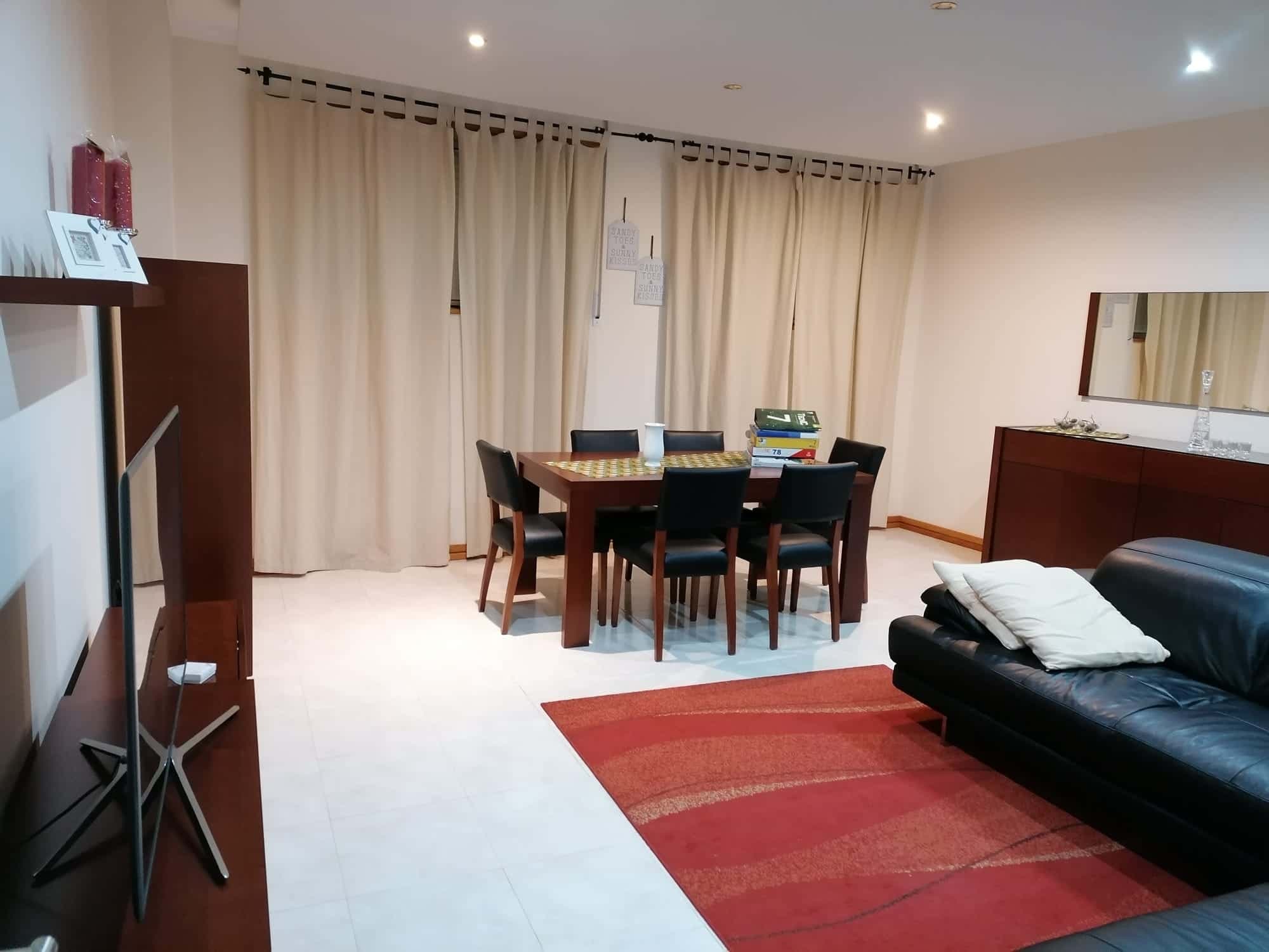 Spacious and bright 2 bedroom apartment in Sintra photo 1