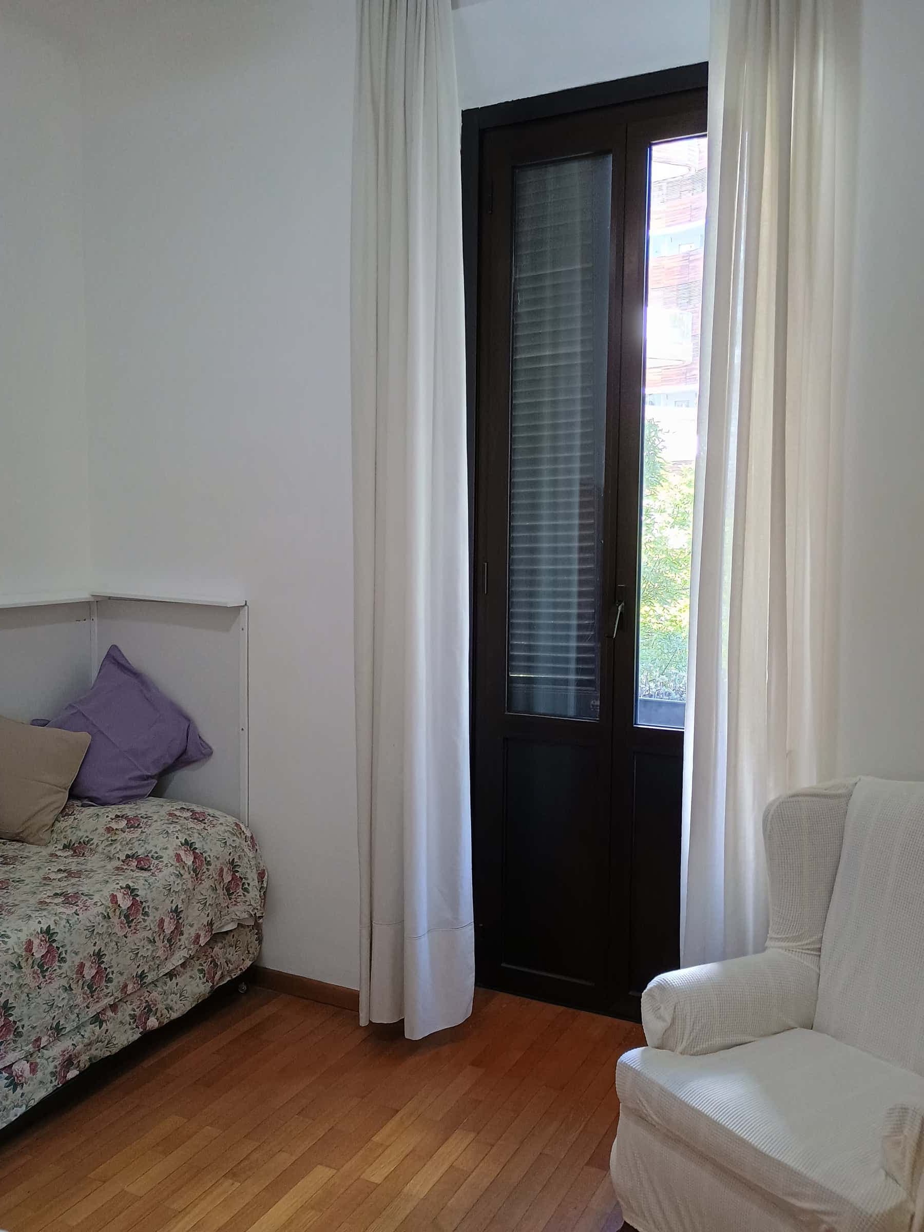 Room in Viale Cassiodoro, Milano for 100 m² with 1 bedrooms photo 1