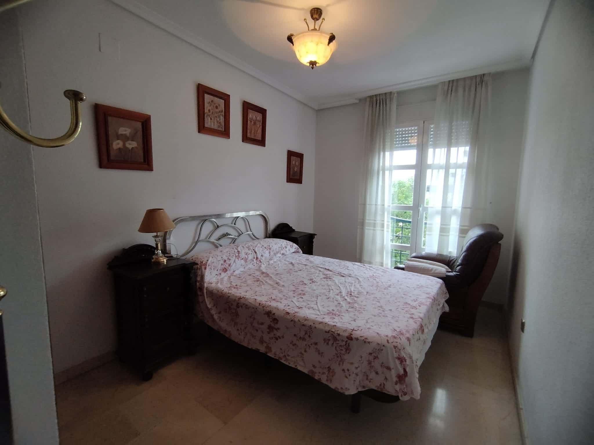 H3 Avenida América photo 1
