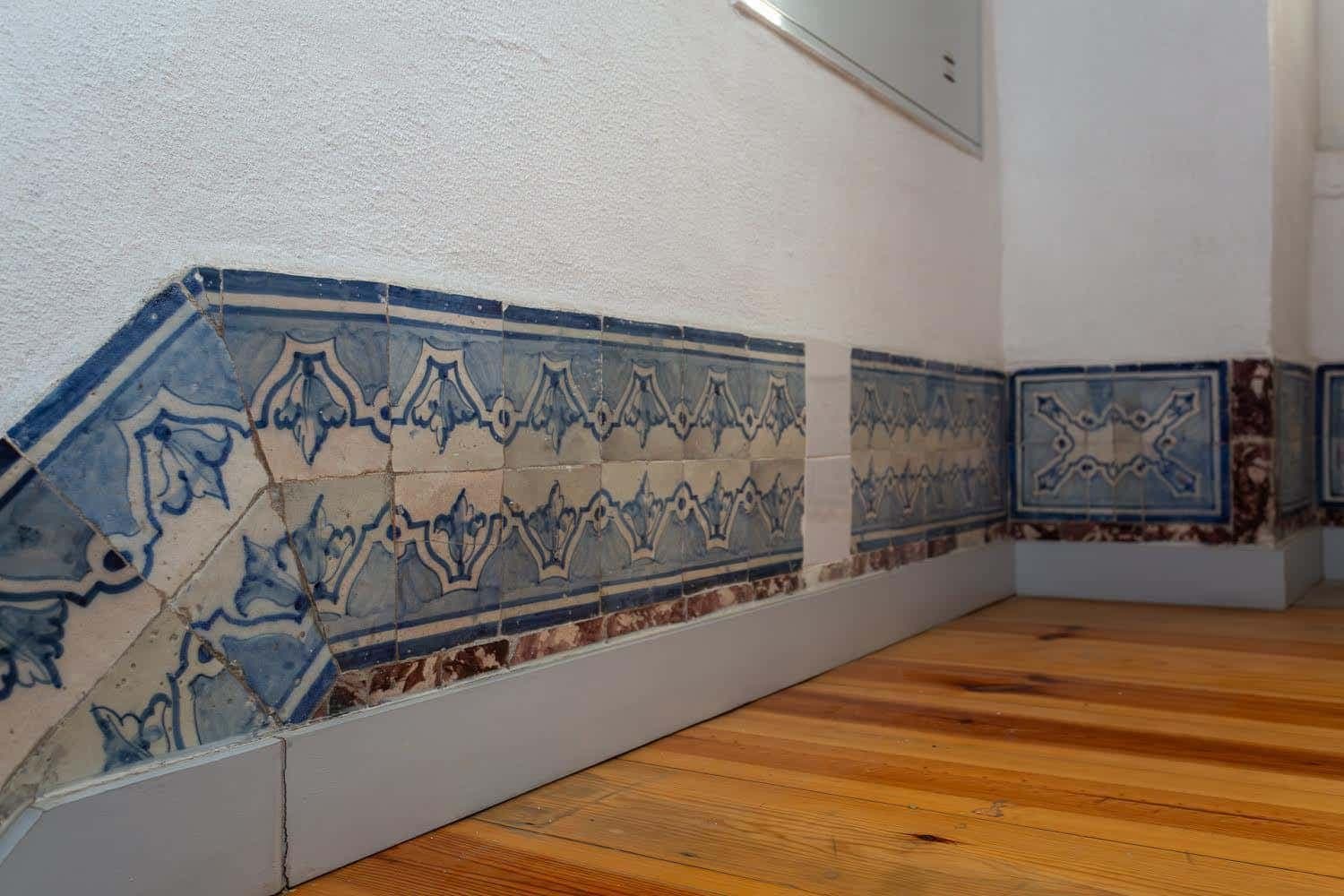 Two-bedroom apartment with balcony and a view in the heart of Lisbon photo 1