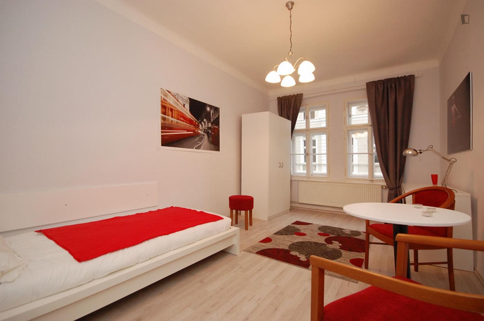 Comfy studio in Žižkov photo 1