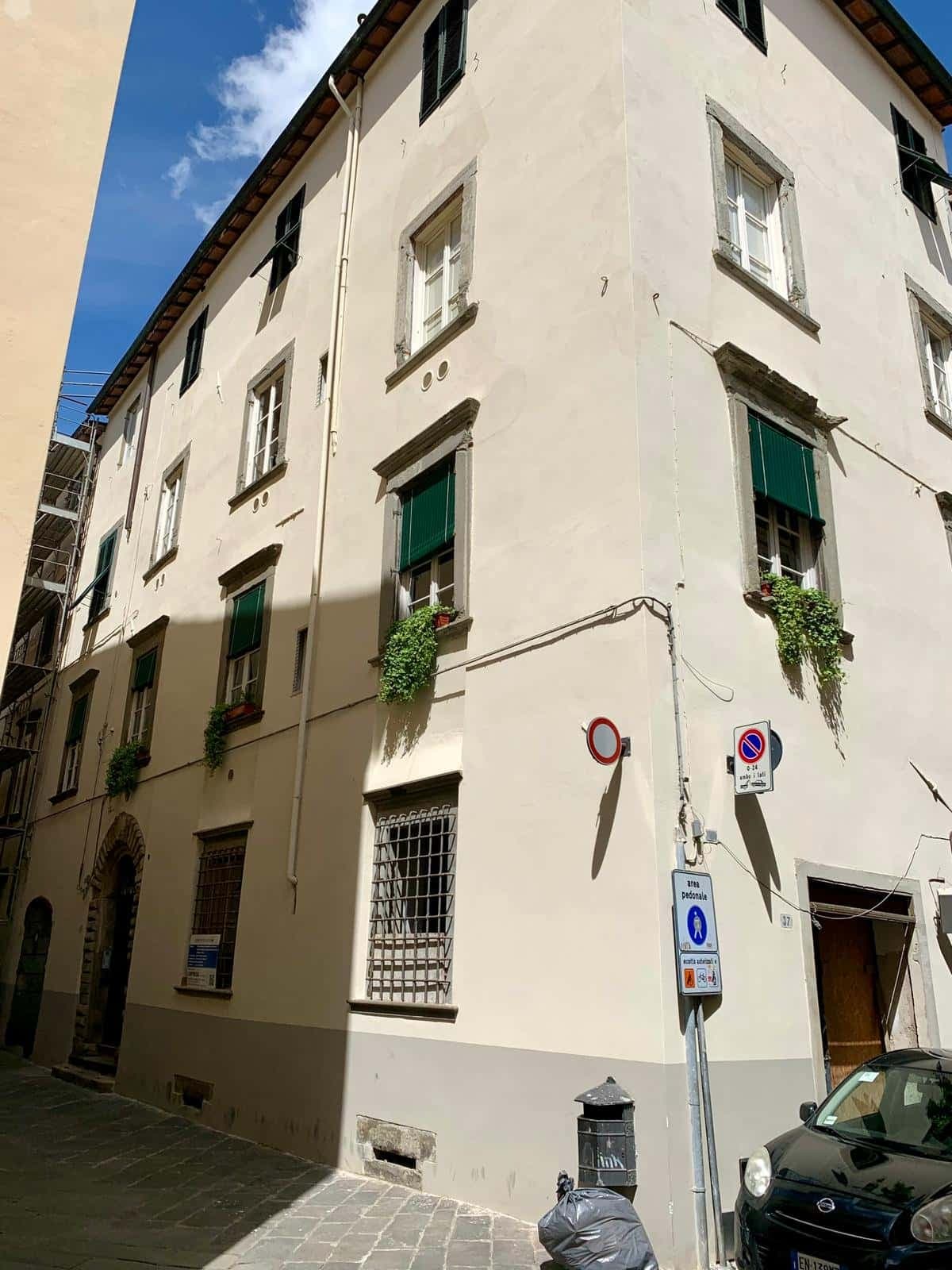 Property photo thumbnail