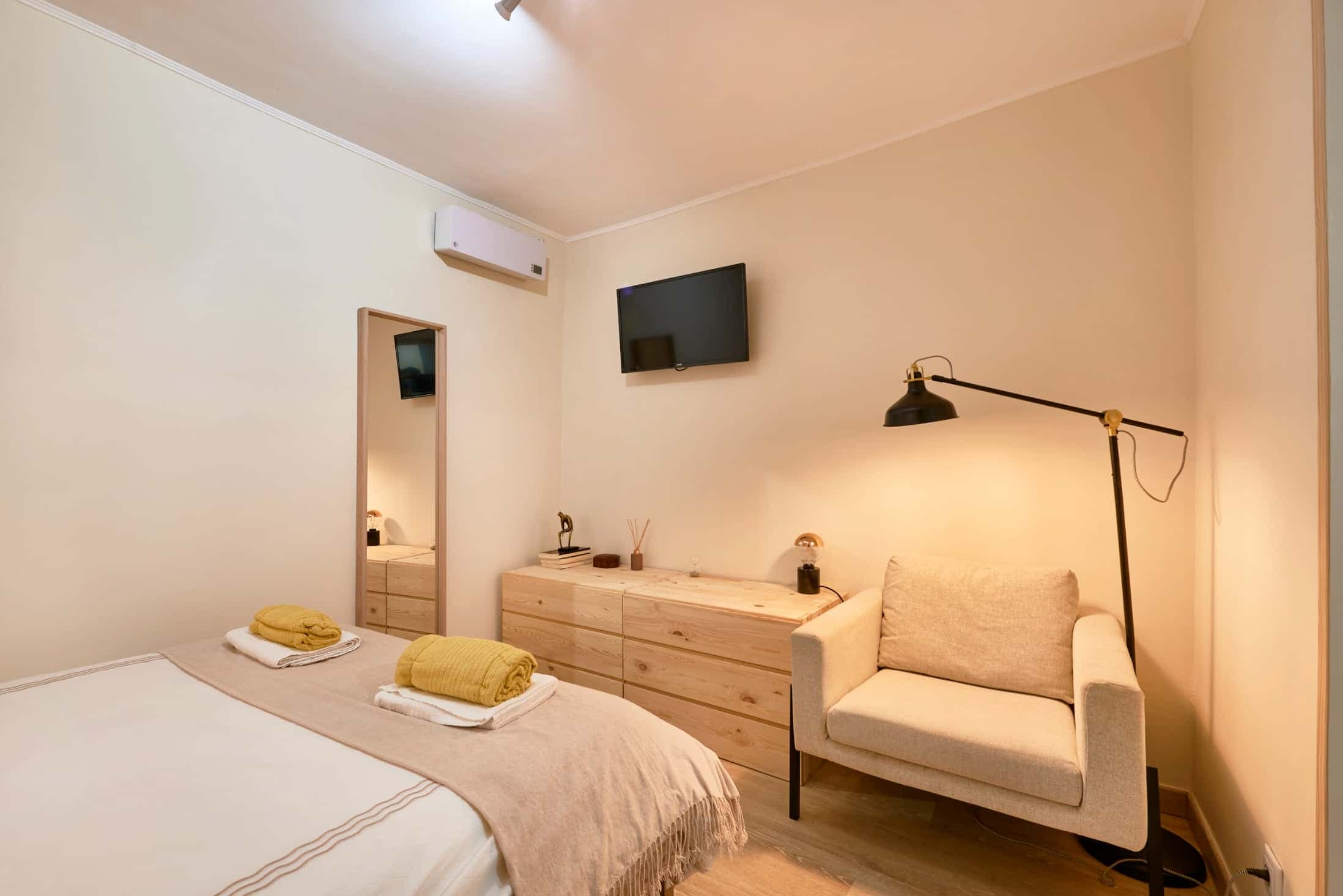 Comfortable studio with private bathroom in Cais do Sodré photo 1