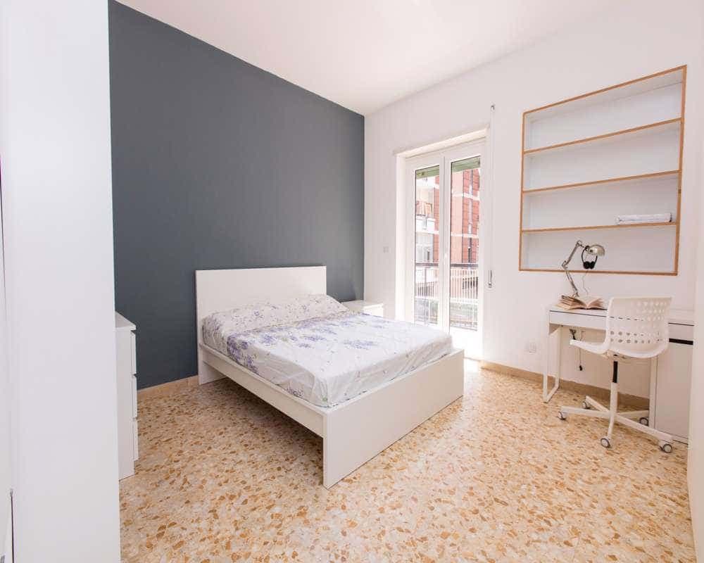 Stanza in Via Oderisi Da Gubbio photo 1