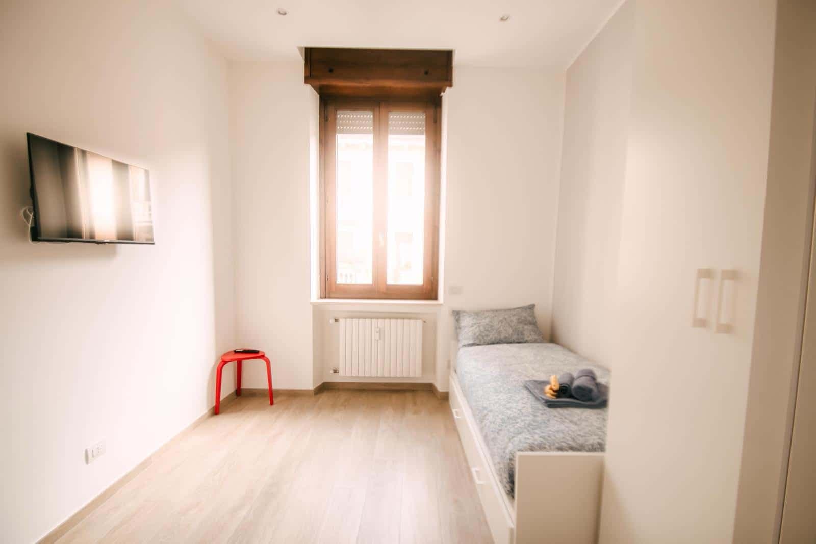 Stanza singola in appartamento condiviso in Via Ennio a Milano photo 1